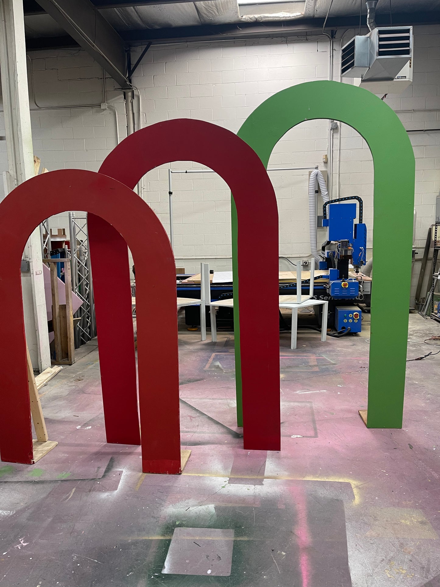 OPEN ARCH WALLS